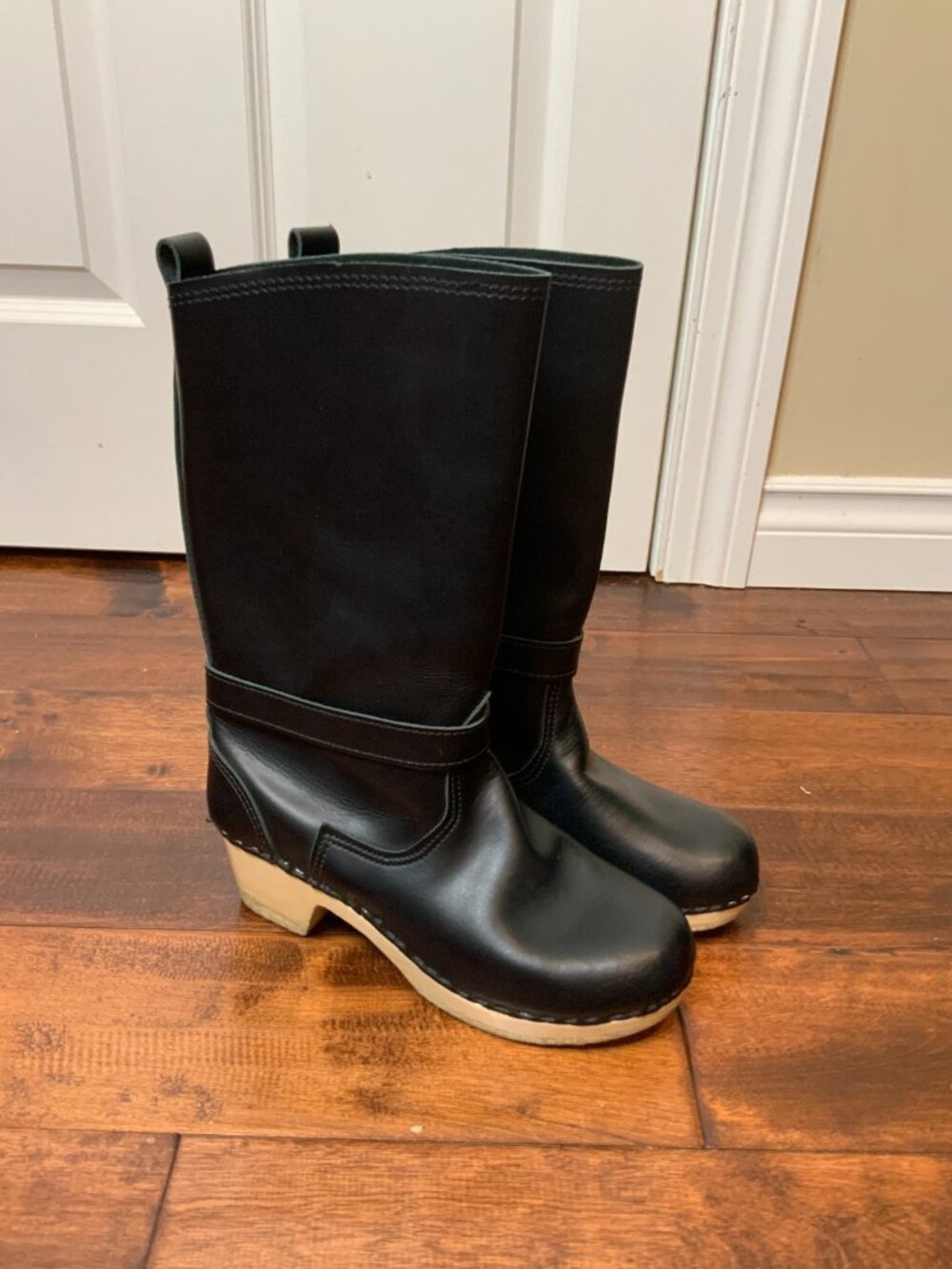 Sven Swedish Black Leather Wooden Block Heeled Clog Boots, Size 10 | 41